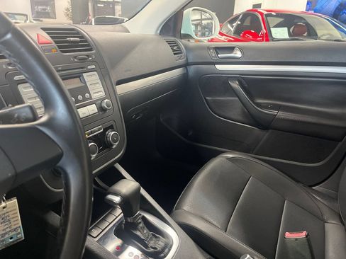Used 2010 Volkswagen Jetta Limited Edition FWD image 41