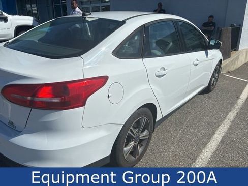 Used 2016 Ford Focus SE FWD image 5