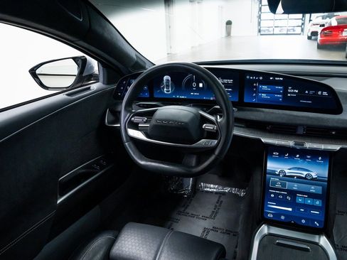 Used 2022 Lucid Air Grand Touring image 10