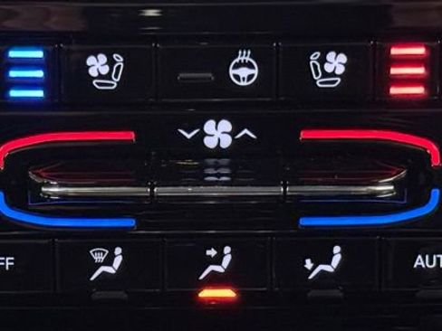 Used 2022 Jeep Grand Cherokee L Summit image 33