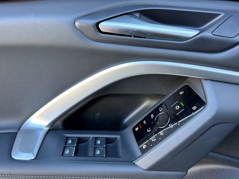 New 2025 Audi Q5 Premium image 10