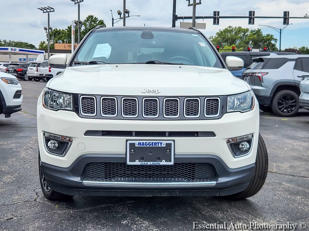 Used 2018 Jeep Compass Limited w/ Navigation Group AWD/4WD image 4