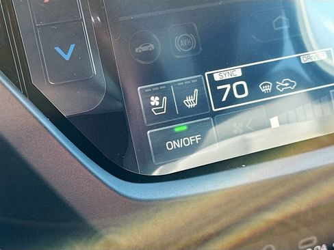 New 2025 Subaru Forester Touring image 27