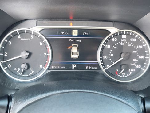 Used 2022 Nissan Sentra SR FWD image 10