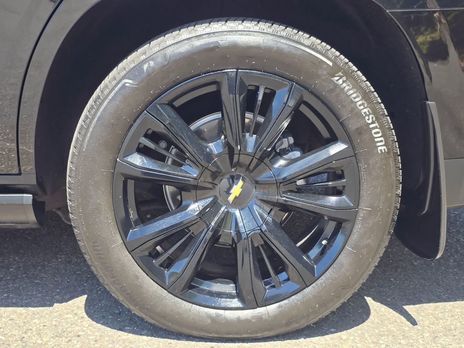 Used 2023 Chevrolet Tahoe High Country w/ Advanced Technology Package AWD/4WD image 8