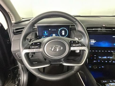 Certified 2024 Hyundai Tucson Limited AWD/4WD image 14