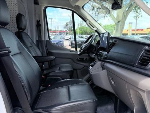 Used 2022 Ford E-Transit 148 High Roof RWD image 23