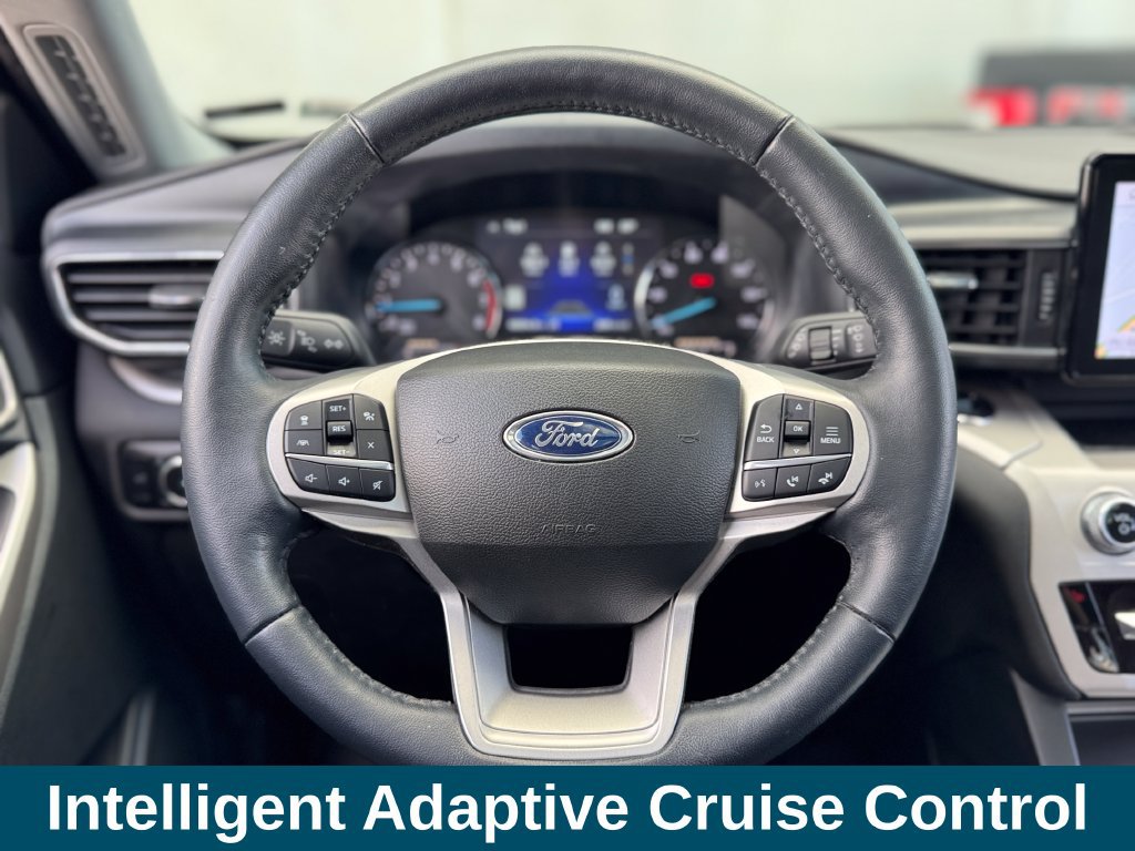 Used 2023 Ford Explorer XLT w/ Equipment Group 202A AWD/4WD image 15