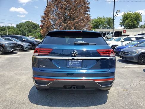 Certified 2023 Volkswagen Atlas Cross Sport SE w/ Panoramic Sunroof Package FWD image 5