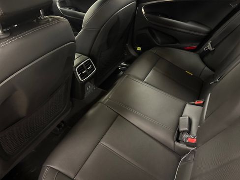 New 2026 Genesis G70 2.5T RWD image 12
