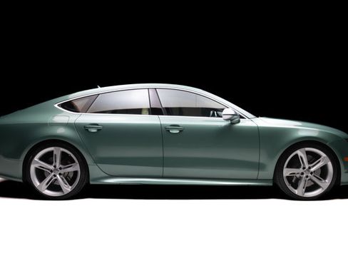 Used 2016 Audi RS 7 Prestige w/ Driver Assistance Package AWD/4WD image 2