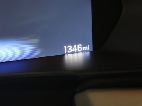 Used 2024 Chevrolet Colorado ZR2 w/ Technology Package image 8