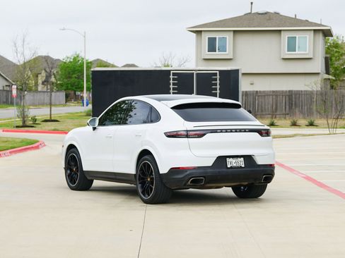 Used 2020 Porsche Cayenne image 5