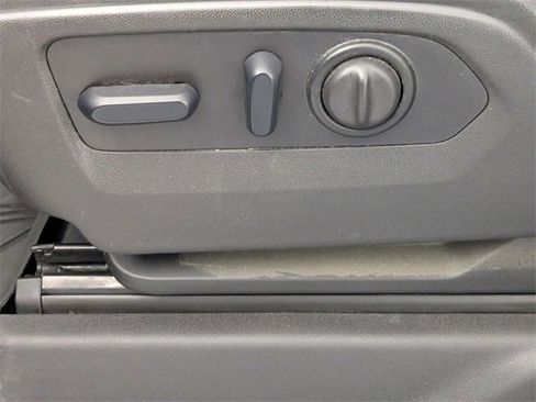 Used 2023 Chevrolet Silverado 2500 Custom w/ Custom Value Package image 14