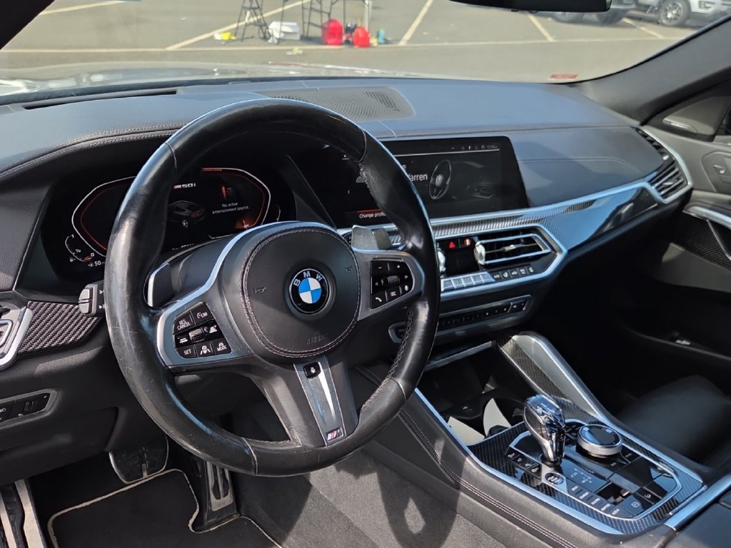 Used 2021 BMW X6 M50i w/ Executive Package AWD/4WD image 3