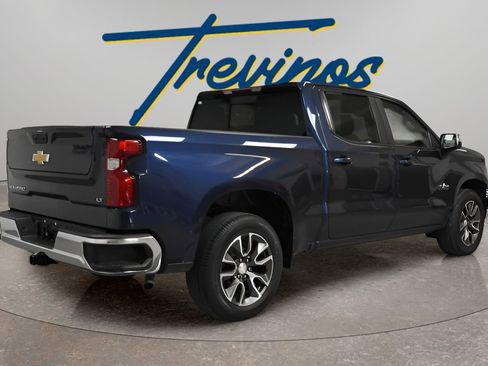 Used 2022 Chevrolet Silverado 1500 LT w/ Texas Edition Plus image 2