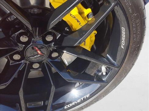 Certified 2025 Chevrolet Corvette Z06 w/ Stealth Interior Trim Package image 15