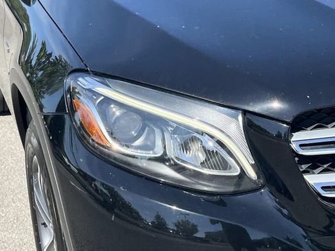 Used 2019 Mercedes-Benz GLC 350e 4MATIC image 9