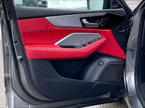 Used 2025 Acura MDX A-Spec image 9