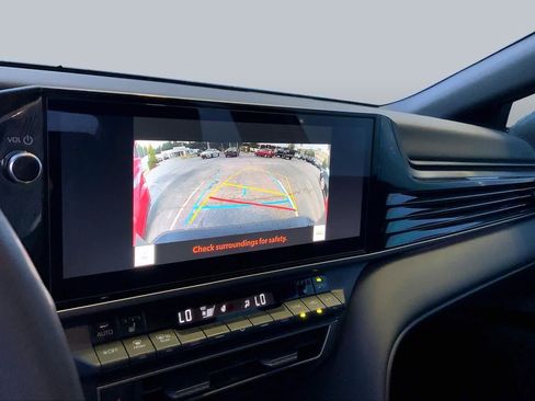 Used 2026 Toyota Camry XSE FWD image 28