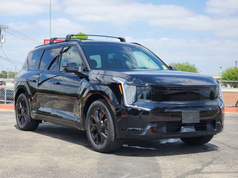 New 2026 Kia EV9 Land image 3