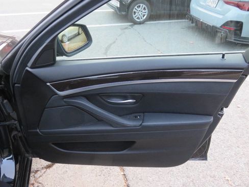 Used 2013 BMW 528i xDrive Sedan image 27