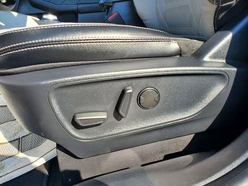 Used 2024 Ford Escape Platinum w/ Premium Technology Package image 6