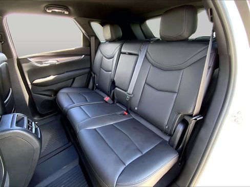 Used 2025 Cadillac XT5 Luxury w/ LPO, Floor Liner Package FWD image 20