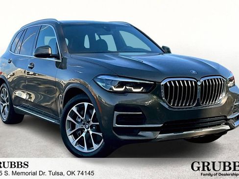 Used 2023 BMW X5 xDrive45e image 1