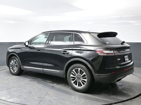 Used 2023 Lincoln Nautilus FWD image 10