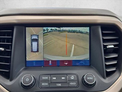 Used 2017 GMC Acadia Denali w/ Technology Package FWD image 12
