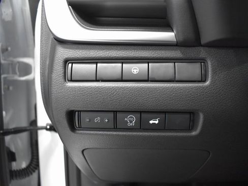 New 2026 Nissan Rogue SV image 18