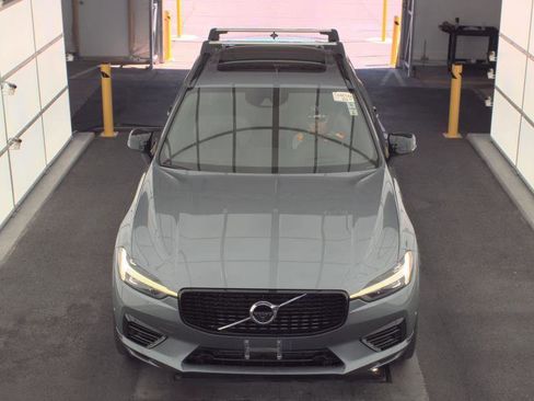 Used 2021 Volvo XC60 T8 R-Design w/ Advanced Package AWD/4WD image 2