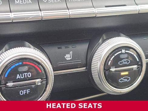 Used 2020 Genesis G70 3.3T image 5