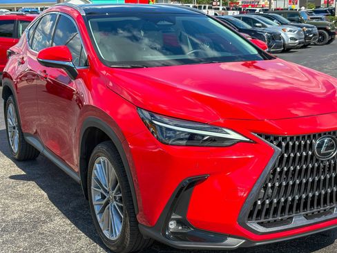 Used 2025 Lexus NX 350h AWD w/ Accessory Package (2T) image 3