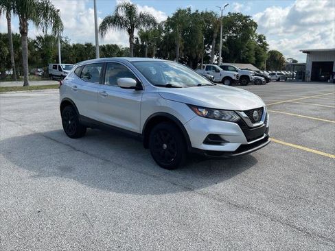 Used 2020 Nissan Rogue Sport S FWD image 18