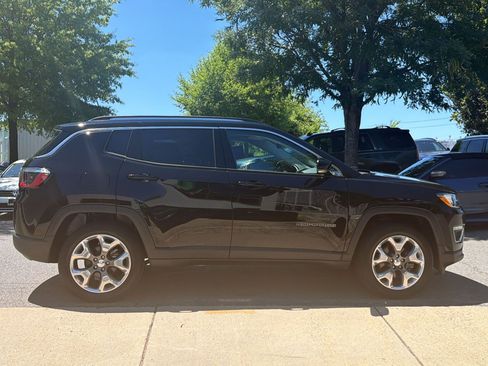 Used 2020 Jeep Compass Limited w/ Safety & Security Group AWD/4WD image 8