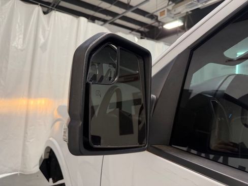 Used 2020 Ford F150 XLT w/ Equipment Group 302A Luxury AWD/4WD image 11