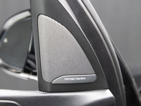 Used 2024 BMW X7 M60i w/ Executive Package image 49