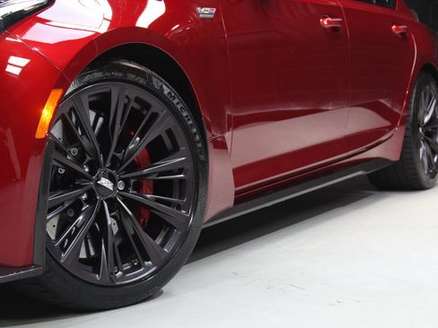 Used 2024 Cadillac CT5 V Blackwing w/ Carbon Fiber Package 2 RWD image 24