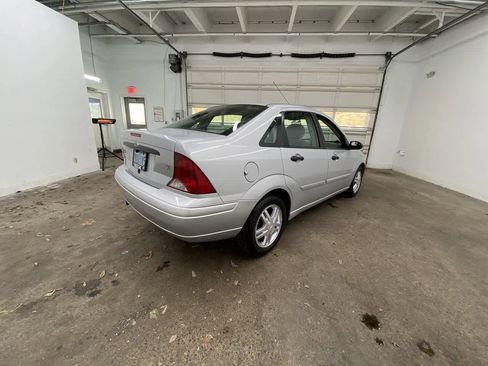 Used 2003 Ford Focus SE image 6
