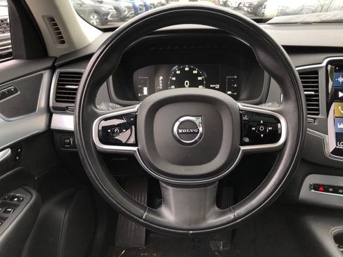 Used 2018 Volvo XC90 T5 Momentum w/ Convenience Package image 19