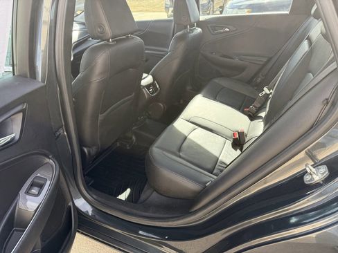 Used 2016 Chevrolet Malibu LT w/ Leather Package image 5