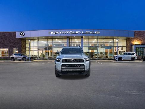 Used 2025 Toyota 4Runner TRD Off-Road Premium AWD/4WD image 22