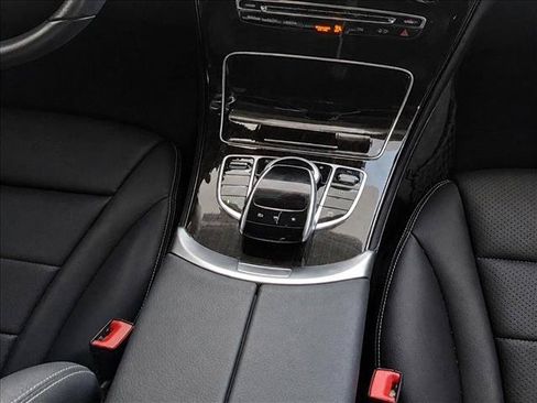 Used 2018 Mercedes-Benz GLC 300 image 19