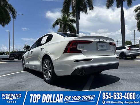 Used 2019 Volvo S60 T5 Momentum FWD image 21