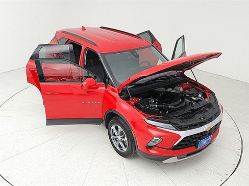 Certified 2023 Chevrolet Blazer LT w/ Convenience Package image 14