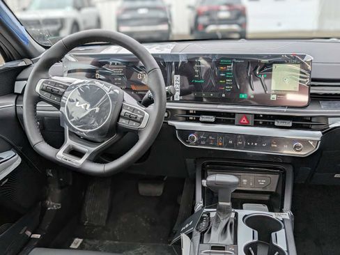 New 2026 Kia K5 GT-Line image 5