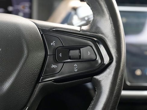 Used 2022 Chevrolet Bolt EUV Premier image 41