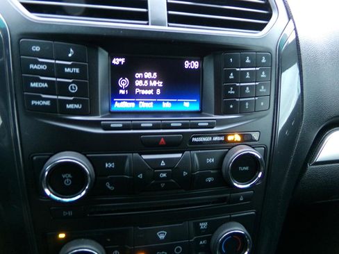 Used 2016 Ford Explorer 4WD Police Interceptor w/ Interior Upgrade Package image 20